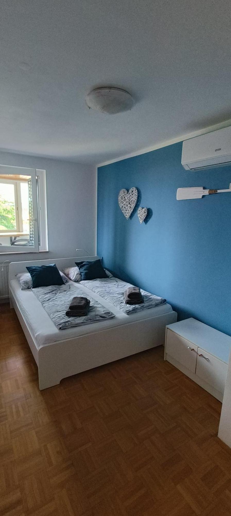 伊佐拉5 Min Walk To Beach, 2X Queen Bed, 2X Ac, Garage公寓 外观 照片