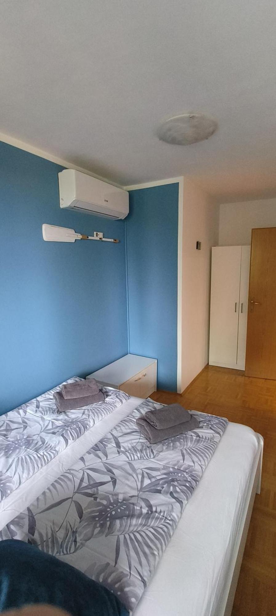 伊佐拉5 Min Walk To Beach, 2X Queen Bed, 2X Ac, Garage公寓 外观 照片